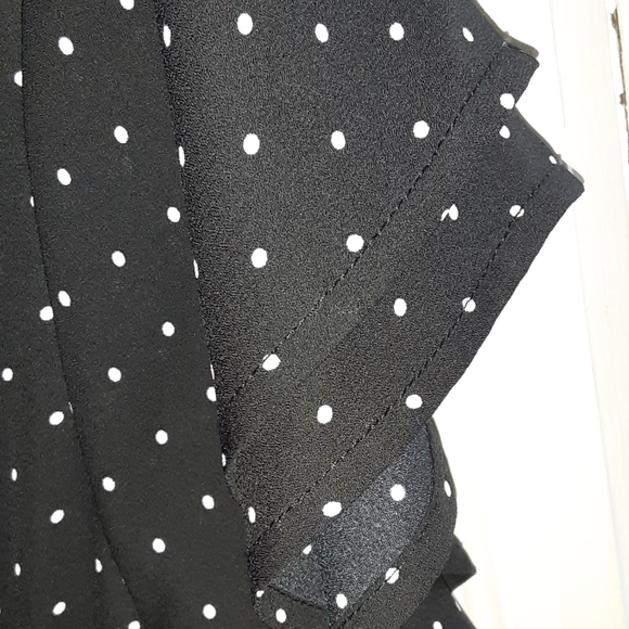 Ladies dress - Picture 3 of 5